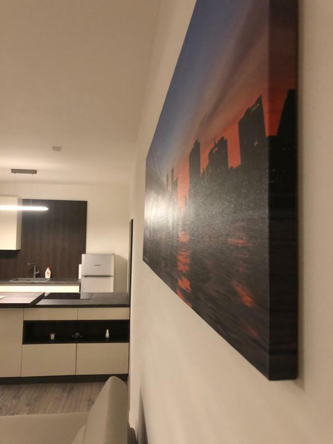 Garden Apartman Radnica - Private Parking Included Кошице Екстериор снимка