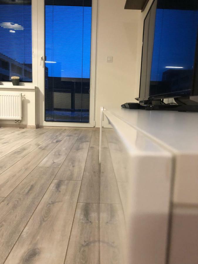 Garden Apartman Radnica - Private Parking Included Кошице Екстериор снимка